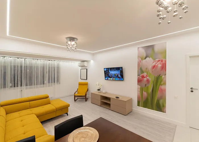 Smile Бухарест