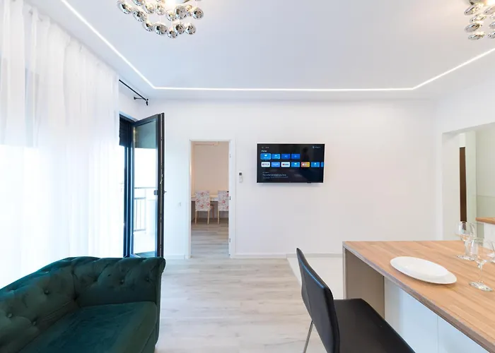 Апартаменти Smile Бухарест