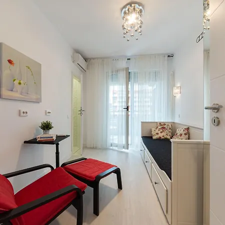 Appartement Smile Boekarest