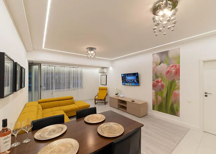 Smile Apartment *